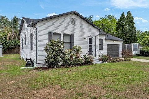 House in Bartow, Florida 2 bedrooms, 79.15 sq.m. № 2156365 - photo 2