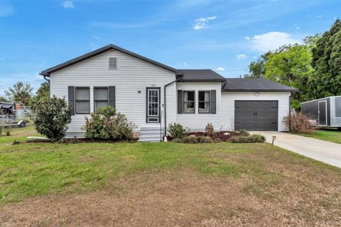 House in Bartow, Florida 2 bedrooms, 79.15 sq.m. № 2156365 - photo 3
