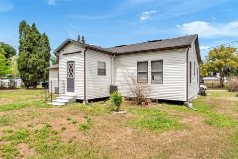 House in Bartow, Florida 2 bedrooms, 79.15 sq.m. № 2156365 - photo 24