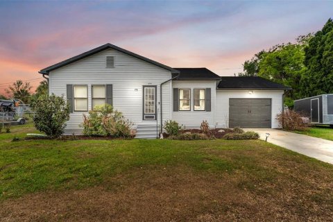 House in Bartow, Florida 2 bedrooms, 79.15 sq.m. № 2156365