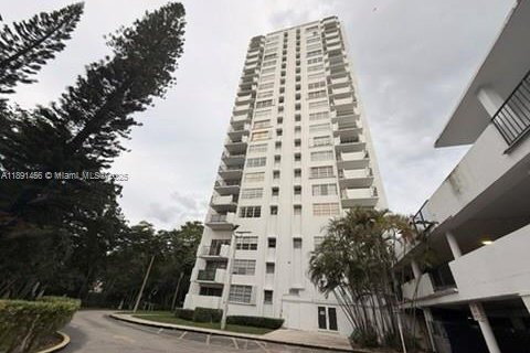 Купить кондоминиум в Авентура, Флорида 1 спальня, 82.4м2, № 2013352 - фото 7