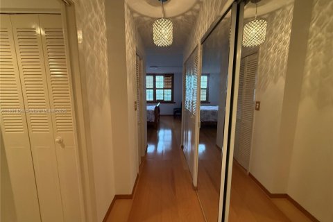 Купить кондоминиум в Авентура, Флорида 1 спальня, 82.4м2, № 2013352 - фото 11