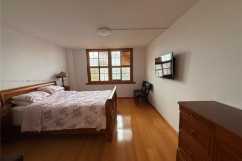 Купить кондоминиум в Авентура, Флорида 1 спальня, 82.4м2, № 2013352 - фото 3