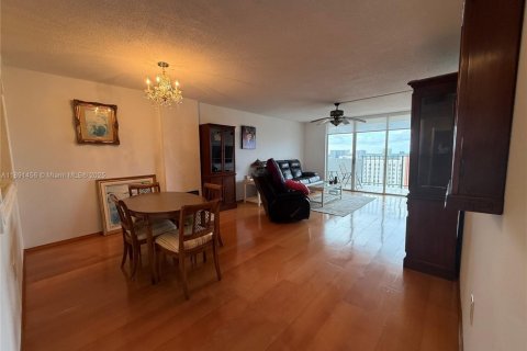 Купить кондоминиум в Авентура, Флорида 1 спальня, 82.4м2, № 2013352 - фото 19