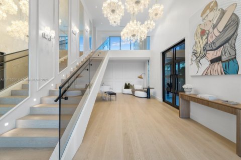 Villa ou maison à vendre à Miami Beach, Floride: 4 chambres, 445.56 m2 № 1956625 - photo 10
