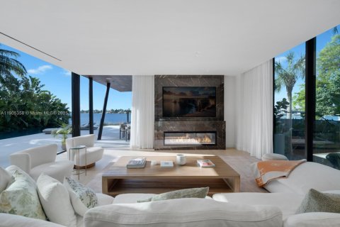 Villa ou maison à vendre à Miami Beach, Floride: 4 chambres, 445.56 m2 № 1956625 - photo 3