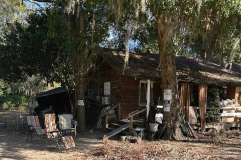 Commercial property in Reddick, Florida № 1561315 - photo 1