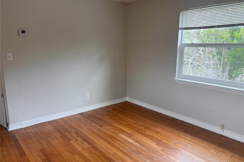 Apartment in Saint Petersburg, Florida 1 bedroom, 40.13 sq.m. № 1917367 - photo 3
