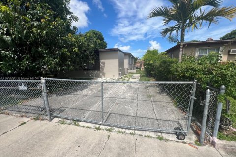 Villa ou maison à vendre à North Miami, Floride: 3 chambres, 94.2 m2 № 1825745 - photo 10