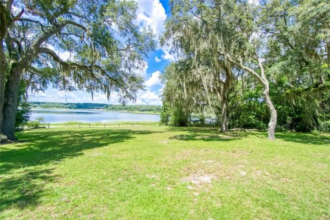 House in Keystone Heights, Florida 2 bedrooms, 85.84 sq.m. № 1894209 - photo 2