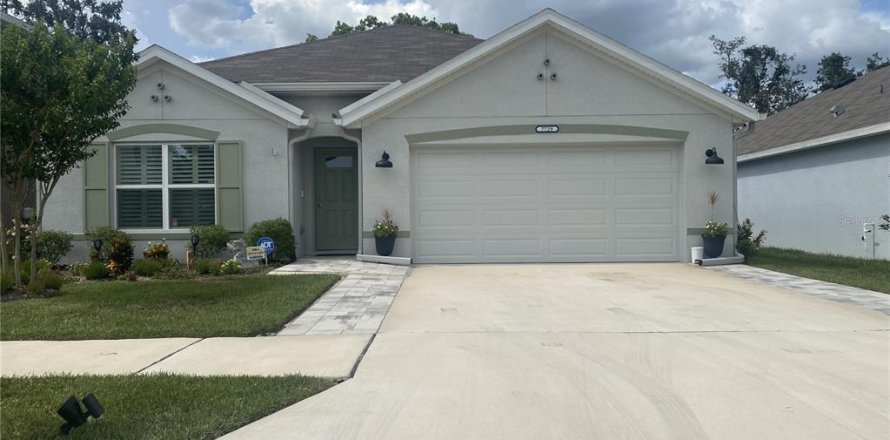 House in Tampa, Florida 4 bedrooms, 171.5 sq.m. № 1837868