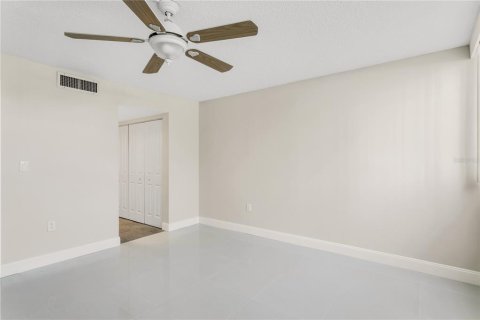 Condominio en venta en Treasure Island, Florida, 2 dormitorios, 121.52 m2 № 2226925 - foto 14
