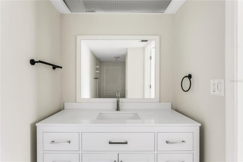 Condominio en venta en Treasure Island, Florida, 2 dormitorios, 121.52 m2 № 2226925 - foto 19
