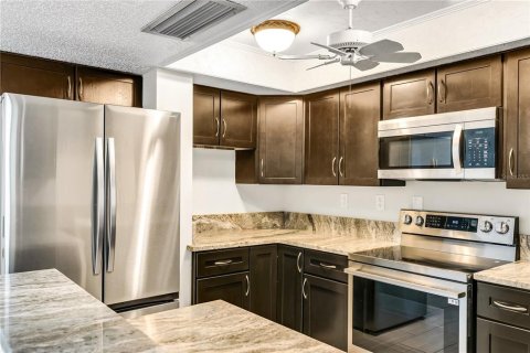 Condominio en venta en Treasure Island, Florida, 2 dormitorios, 121.52 m2 № 2226925 - foto 9
