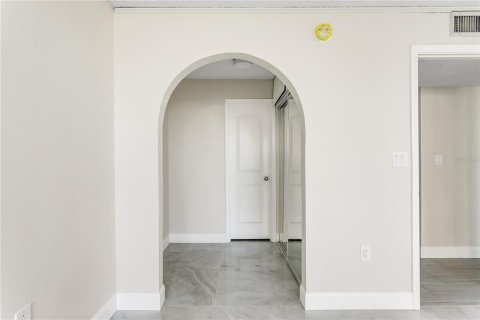 Condominio en venta en Treasure Island, Florida, 2 dormitorios, 121.52 m2 № 2226925 - foto 20