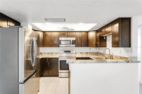 Condominio en venta en Treasure Island, Florida, 2 dormitorios, 121.52 m2 № 2226925 - foto 6