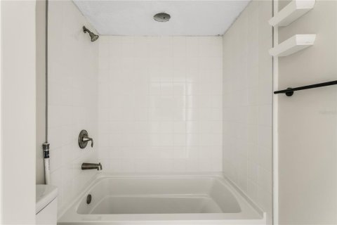 Condominio en venta en Treasure Island, Florida, 2 dormitorios, 121.52 m2 № 2226925 - foto 18