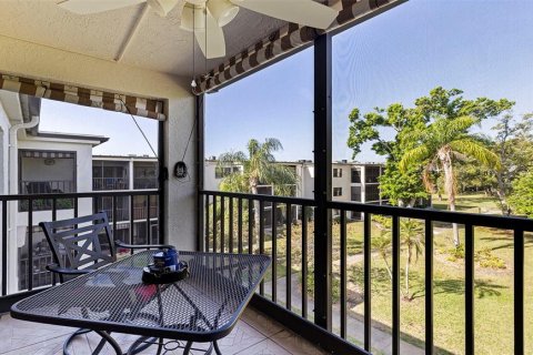 Copropriété à vendre à Saint Petersburg, Floride: 2 chambres, 95.22 m2 № 2110158 - photo 25