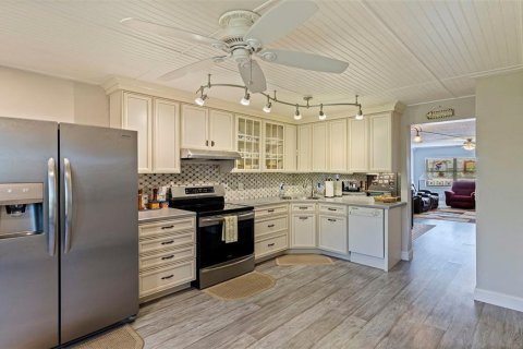 Copropriété à vendre à Saint Petersburg, Floride: 2 chambres, 95.22 m2 № 2110158 - photo 11