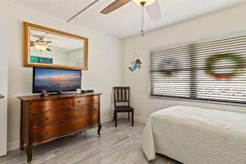 Copropriété à vendre à Saint Petersburg, Floride: 2 chambres, 95.22 m2 № 2110158 - photo 21