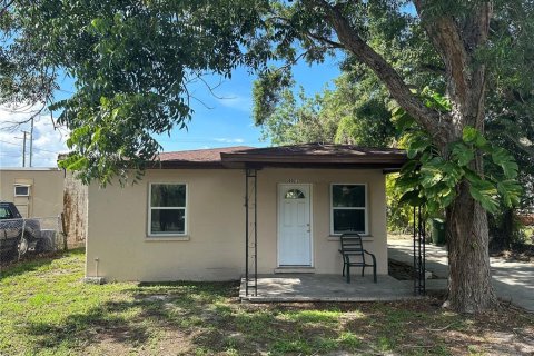 Commercial property in Tampa, Florida 106.93 sq.m. № 1849642 - photo 2