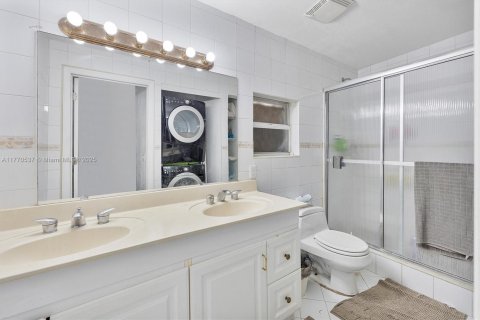 Casa en venta en Homestead, Florida, 3 dormitorios, 207.54 m2 № 1978187 - foto 21