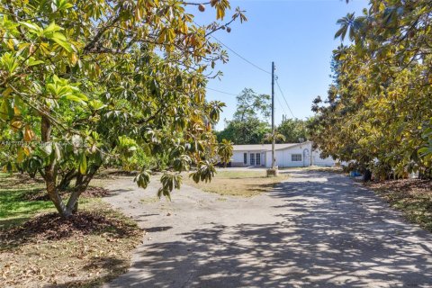 Casa en venta en Homestead, Florida, 3 dormitorios, 207.54 m2 № 1978187 - foto 4