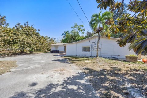 Casa en venta en Homestead, Florida, 3 dormitorios, 207.54 m2 № 1978187 - foto 3