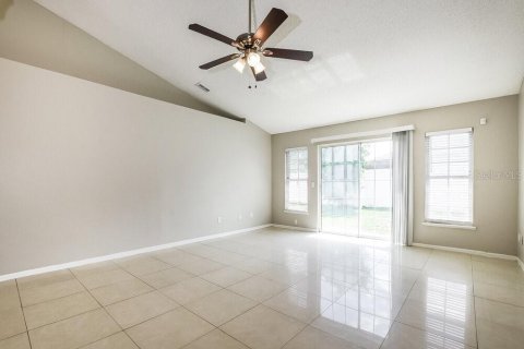 House in Kissimmee, Florida 3 bedrooms, 124.95 sq.m. № 2389305 - photo 4