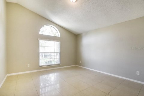 House in Kissimmee, Florida 3 bedrooms, 124.95 sq.m. № 2389305 - photo 12
