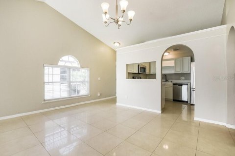 House in Kissimmee, Florida 3 bedrooms, 124.95 sq.m. № 2389305 - photo 5