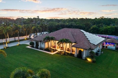 Villa ou maison à Loxahatchee Groves, Floride 4 chambres, 260.87 m2 № 2248405