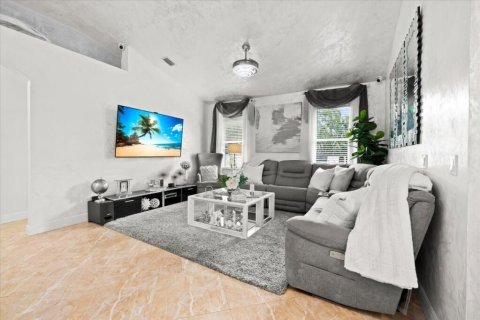 Casa en venta en Loxahatchee Groves, Florida, 4 dormitorios, 260.87 m2 № 2248405 - foto 26