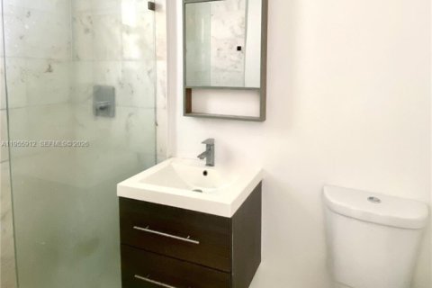 Снять в аренду кондоминиум в Майами-Бич, Флорида 1 спальня, 42.08м2, № 2023421 - фото 9