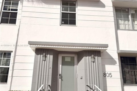 Кондоминиум с 1 спальней в Майами-Бич, Флорида № 2023421