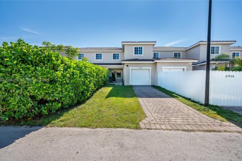 Touwnhouse à vendre à Homestead, Floride: 3 chambres, 171.87 m2 № 2070942 - photo 2