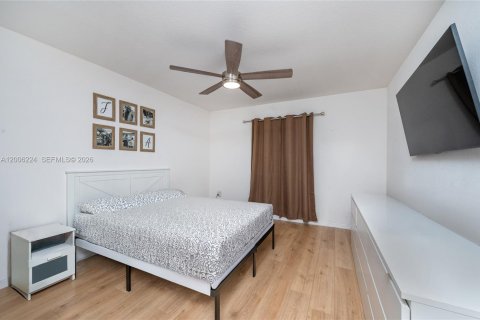 Touwnhouse à vendre à Homestead, Floride: 3 chambres, 171.87 m2 № 2070942 - photo 18