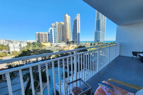 Купить кондоминиум в Санни-Айлс-Бич, Флорида 1 спальня, 100.43м2, № 2025091 - фото 3