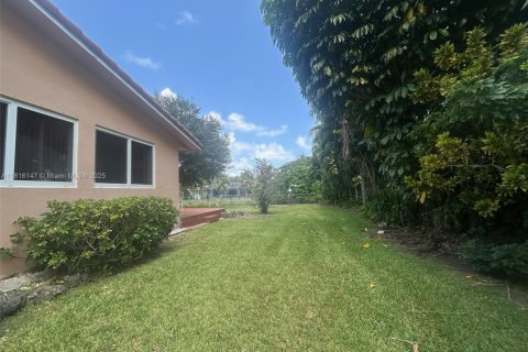 Casa en venta en Palmetto Bay, Florida, 3 dormitorios, 166.85 m2 № 1893324 - foto 9