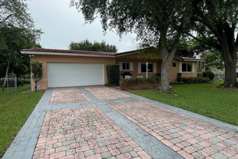 Casa en venta en Palmetto Bay, Florida, 3 dormitorios, 166.85 m2 № 1893324 - foto 4
