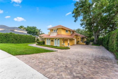 Villa ou maison à vendre à Longwood, Floride: 4 chambres, 353.96 m2 № 2362666 - photo 4