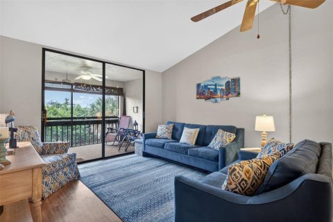 Condo in Fort Myers, Florida, 2 bedrooms  № 2102156 - photo 7