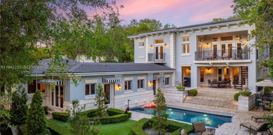Casa en Coral Gables, Florida 6 dormitorios, 692.21 m2 № 2004261