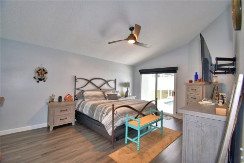 House in Haines City, Florida 4 bedrooms, 192.21 sq.m. № 1540720 - photo 12