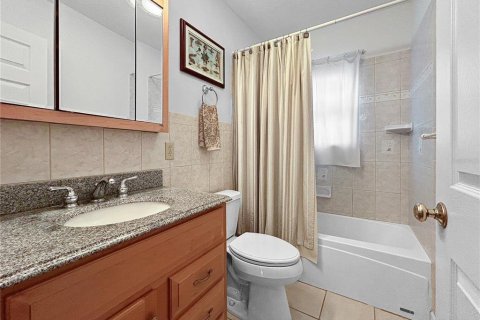Villa ou maison à vendre à Saint Pete Beach, Floride: 4 chambres, 195.47 m2 № 1919614 - photo 8