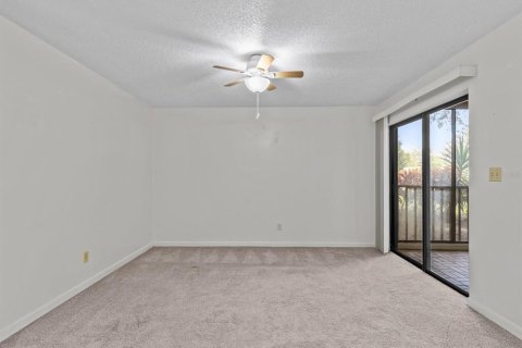 Condo in Tarpon Springs, Florida, 2 bedrooms  № 1390415 - photo 21