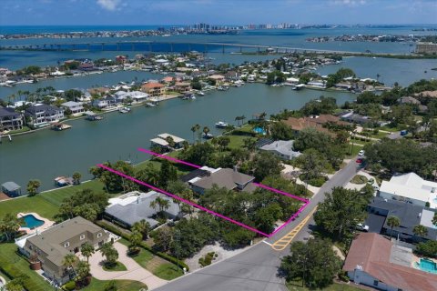 Villa ou maison à vendre à Largo, Floride: 5 chambres, 444.63 m2 № 2224361 - photo 3
