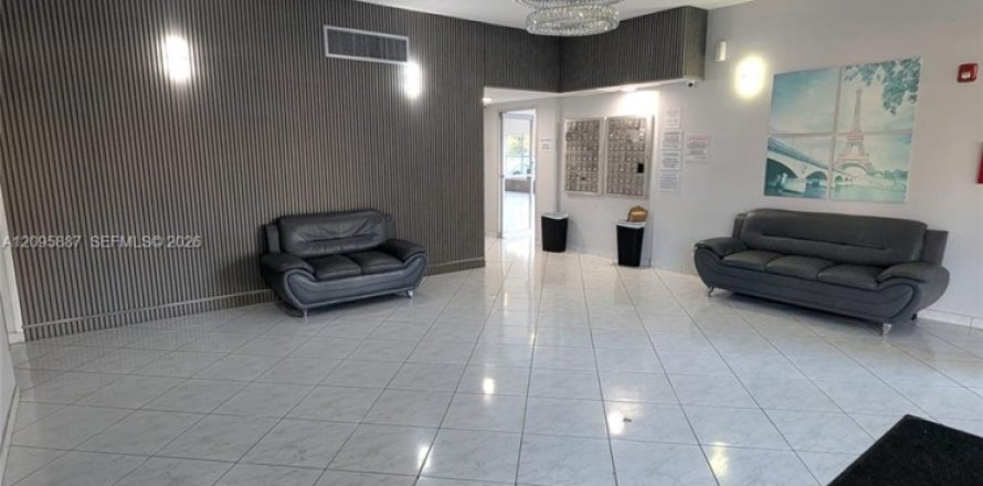 Appartement à North Miami Beach, Floride 1 chambre, 72.46 m2 № 2385102
