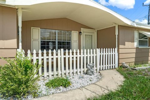 Casa en venta en Holiday, Florida, 2 dormitorios, 96.25 m2 № 2377496 - foto 3
