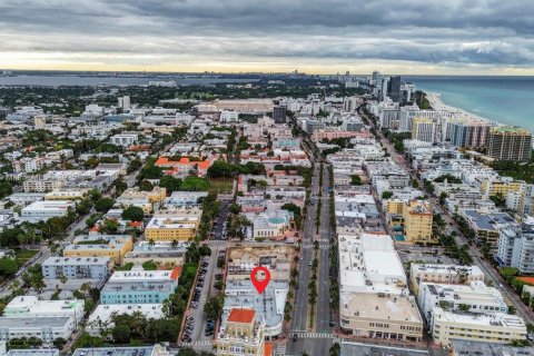 Propiedad comercial en venta en Miami Beach, Florida № 2158561 - foto 9